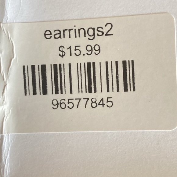 Leopard print and daisy earrings - Picture 4 of 4